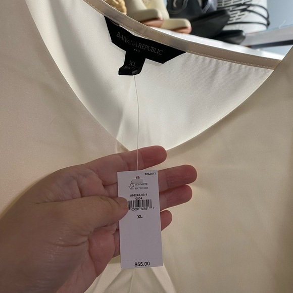 Banana Republic spaghetti strap top - Picture 3 of 3